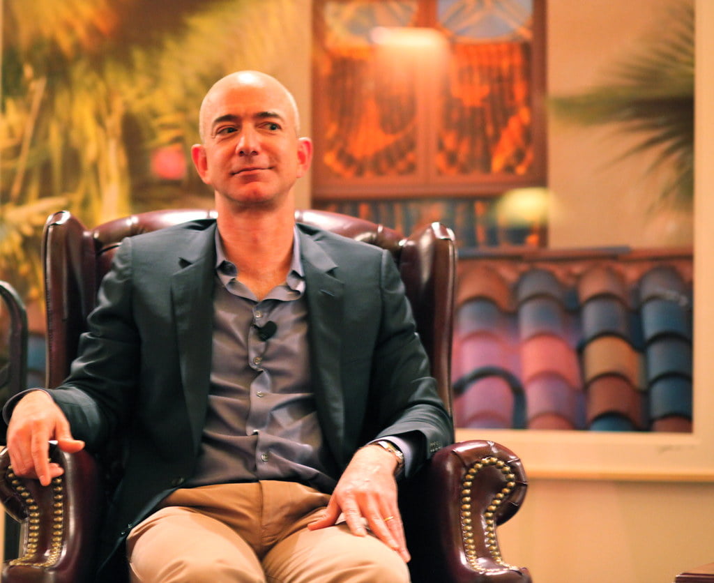 Jeff Bezos ligth imagem