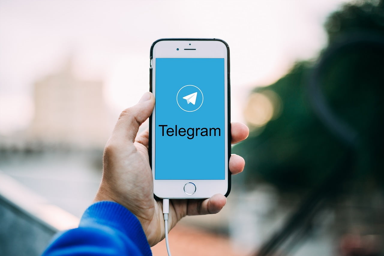 smartphone app telegram imagem