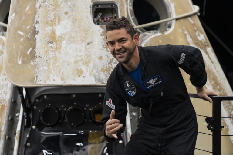 Isaacman nave imagem