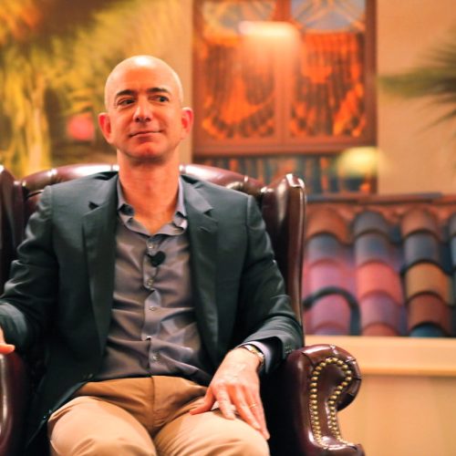 Jeff Bezos ligth imagem